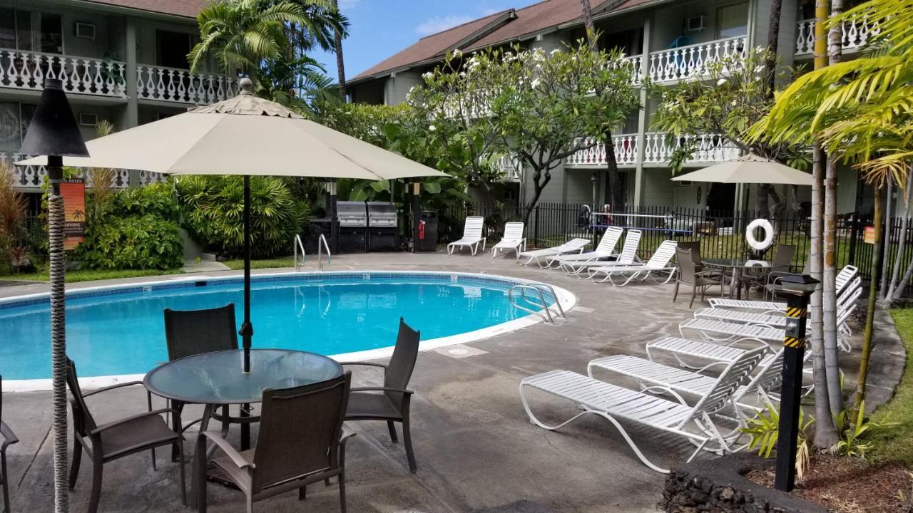 Downtown Hawaiian Theme Condo With Hot Tub, Pool & Beach - Kona Islander Inn Kailua-Kona Esterno foto