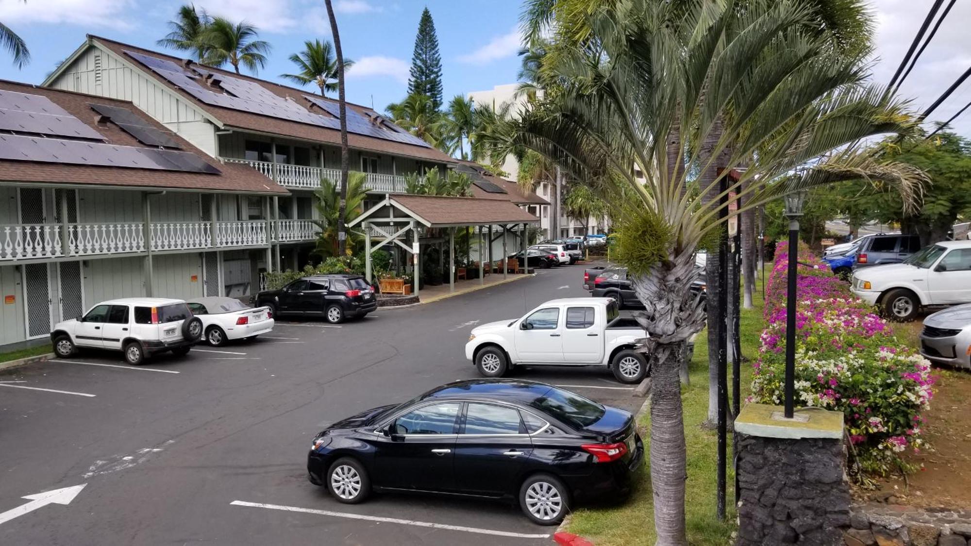 Downtown Hawaiian Theme Condo With Hot Tub, Pool & Beach - Kona Islander Inn Kailua-Kona Esterno foto